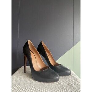 Alaia $1300 Black Leather Almond Toe 120mm/4.75in Pumps, Size 37, EUC